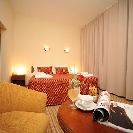 Hotel Shirok Sokak Битола Экстерьер фото