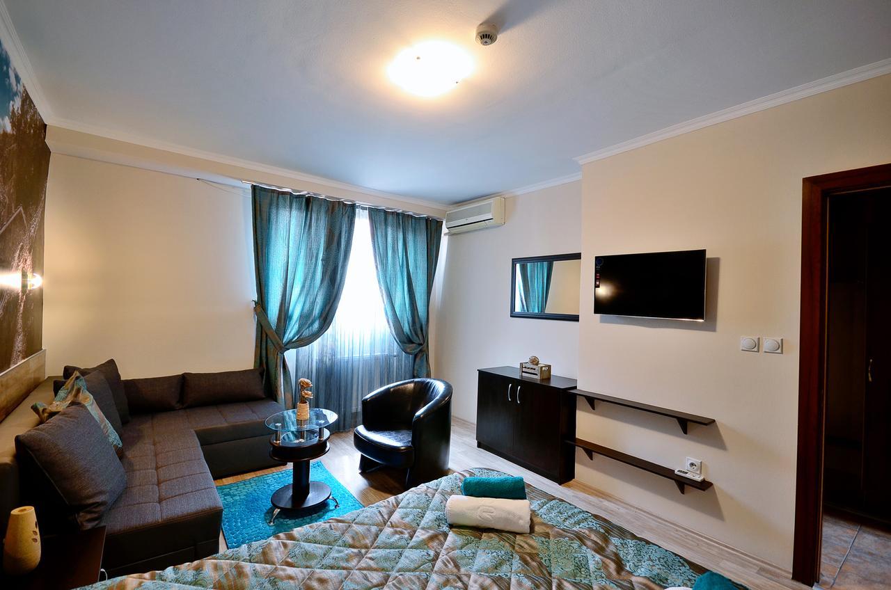 Hotel Shirok Sokak Битола Экстерьер фото