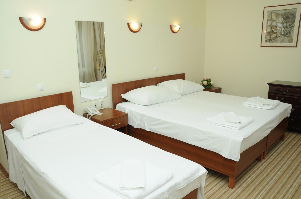 Hotel Shirok Sokak Битола Экстерьер фото