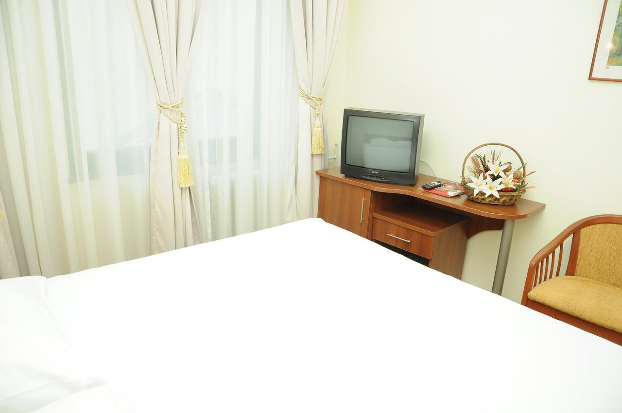 Hotel Shirok Sokak Битола Экстерьер фото