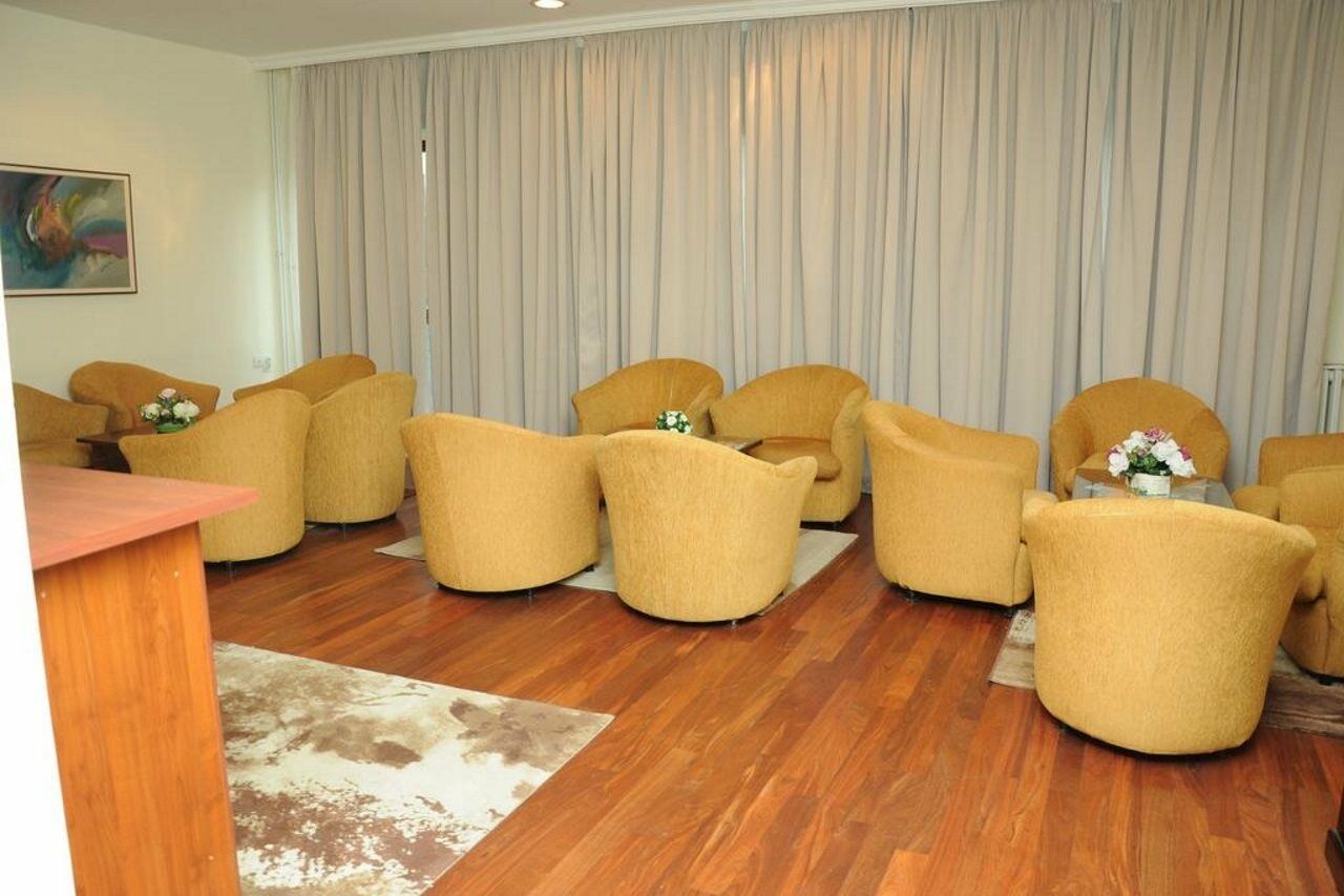 Hotel Shirok Sokak Битола Экстерьер фото